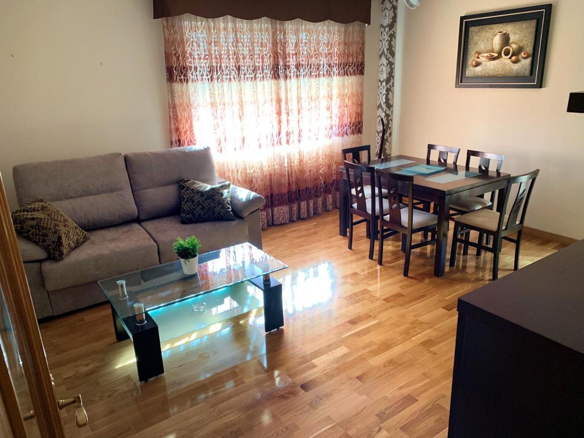 Apto Alma Parking Y Piscina Gratis Zaragoza Bagian luar foto